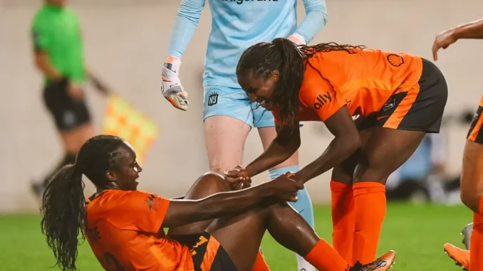 Alozie Marks Return From Suspension With Brace For Houston Dash